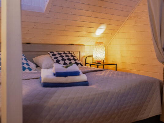 ŁÓDKI - Galeria, zdjęcie: apartamenty nad jeziorem Serwy - SIRVIS - Suwalszczyzna