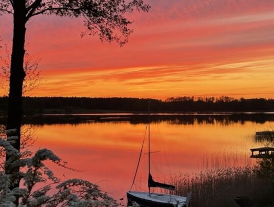 SIRVIS-owe projekcje, zdjęcie: zachód słońca - SIRVIS - jezioro Serwy - Suwalszczyzna