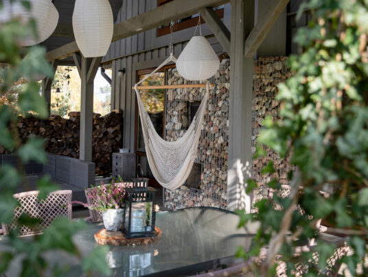 SIRVIS teren, zdjęcie: taras - SIRVIS - jezioro Serwy - Suwalszczyzna